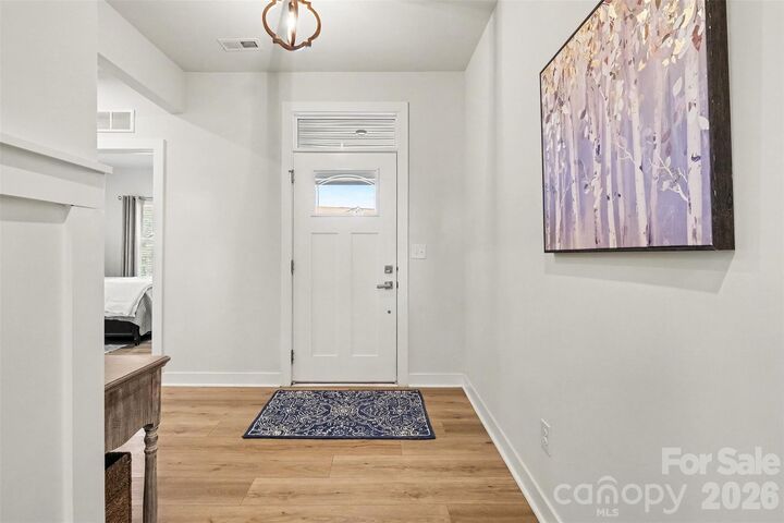Property Photo: 6513 Cumberland Drive NC 28075