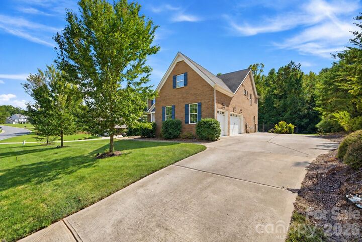 Property Photo:  612 Highland Ridge Point  SC 29710 