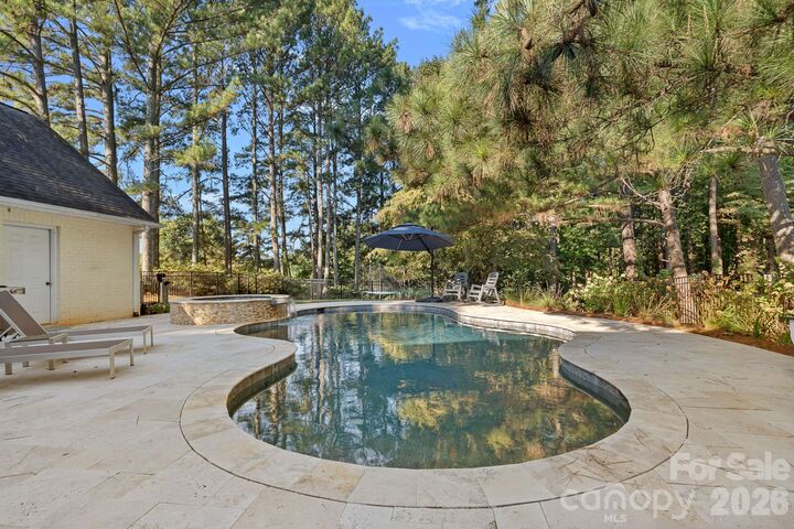 Property Photo: 8049 Ravenwood Lane NC 28164