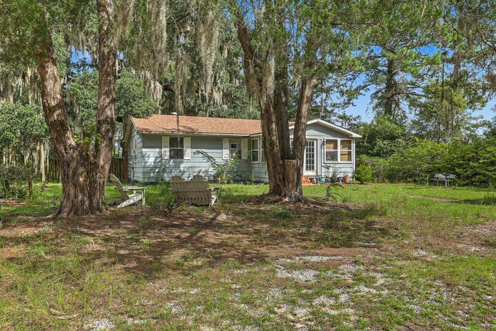 Property Photo: 4678 Maybank Highway SC 29487