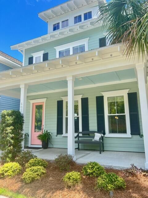 Property Photo:  602 Ellingson Parkway  SC 29464 