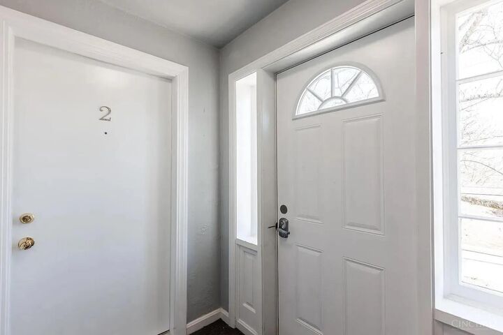 Property Photo: 1735 Sutton Avenue OH 45230