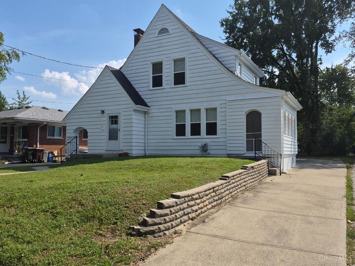 Property Photo: 43 Chestnut Avenue OH 45215