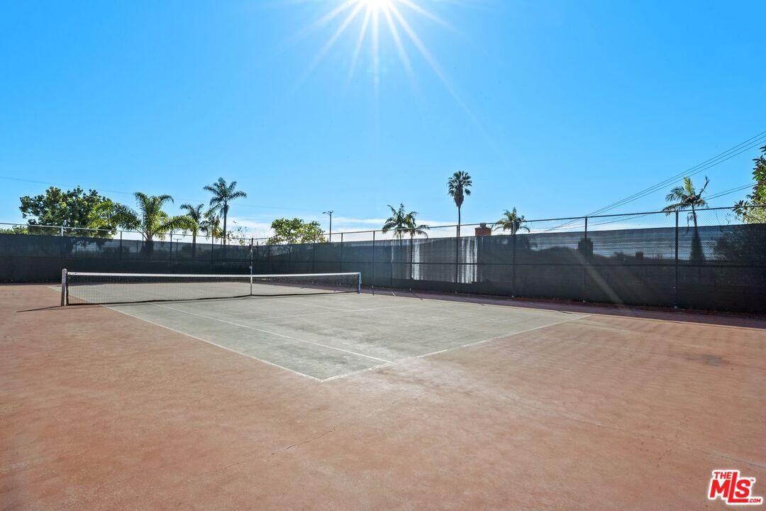 Property Photo:  5435 W 64th St  CA 90056 