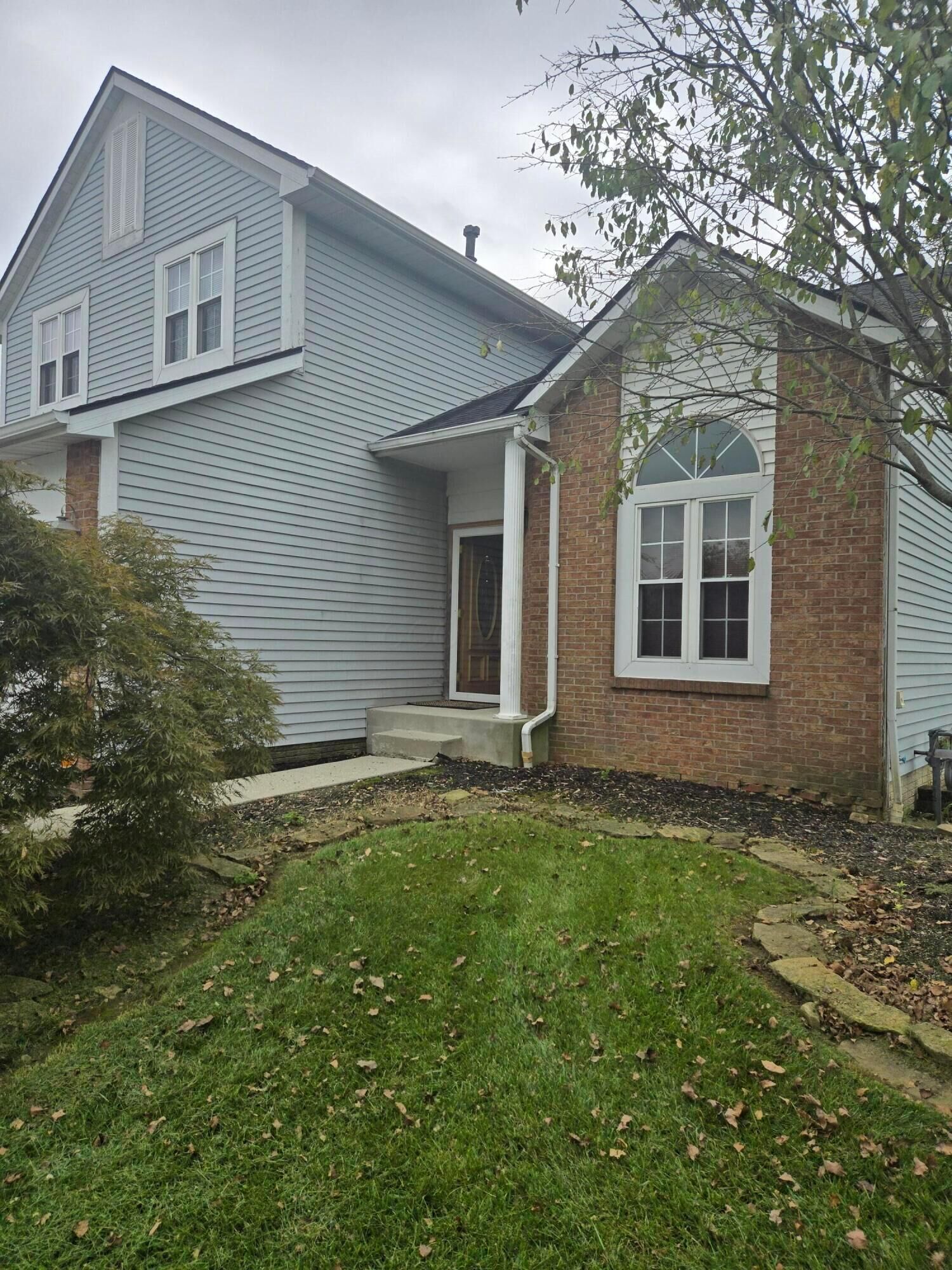 Property Photo: 2285 Shirlene Drive OH 43123