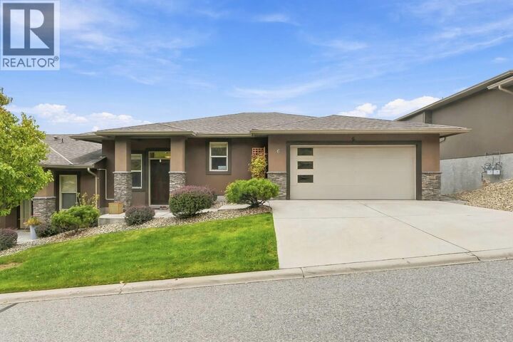 Property Photo:  2421 Glacier Court 6  BC V1V 3A6 