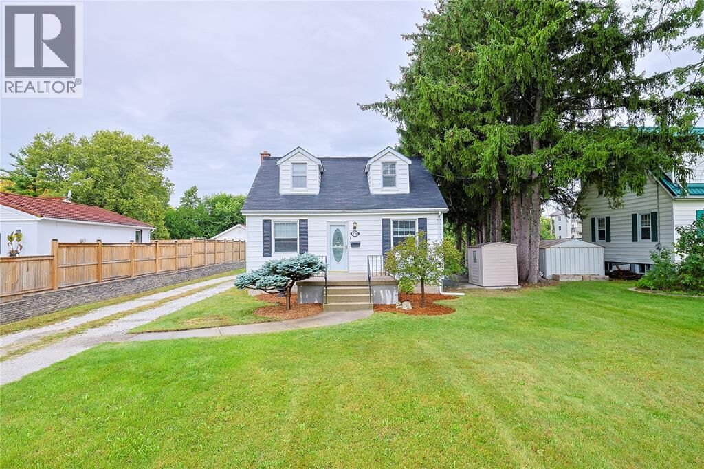 Property Photo:  974 London Road  ON N7S 1N7 