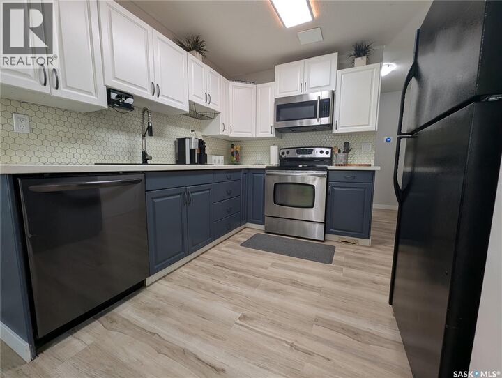 Property Photo:  58 Procter Drive  SK S7C 0A1 