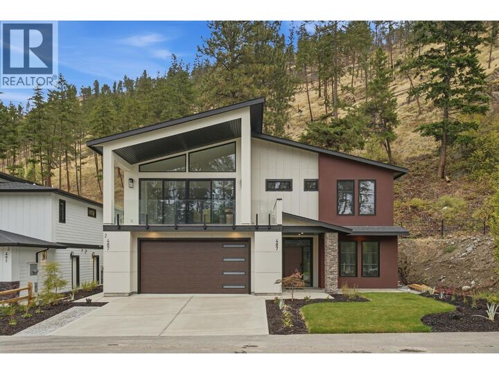 Property Photo:  487 Clifton Road North  BC V1V 1H1 