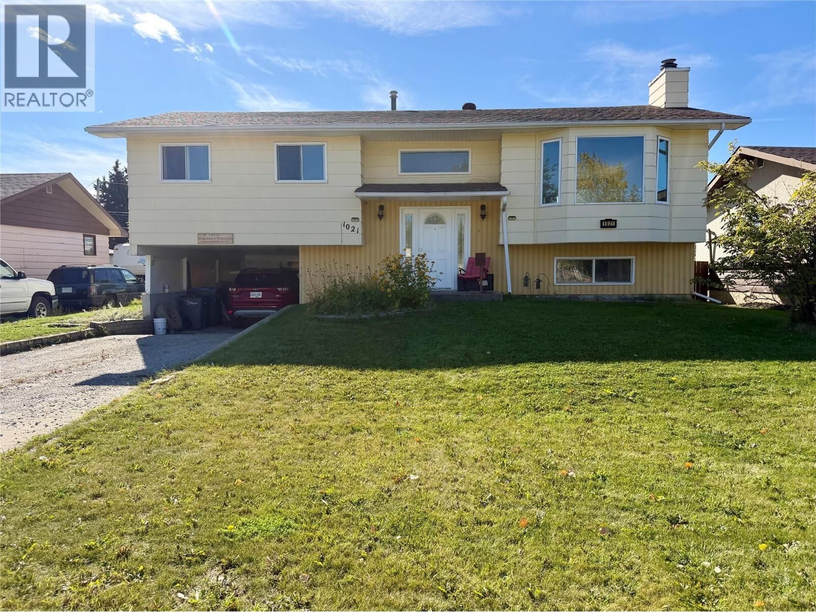 Property Photo:  1021 92 Avenue  BC V1G 1C2 