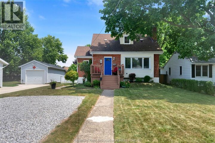 Property Photo:  94 Dundas Street  ON N8A 2J2 
