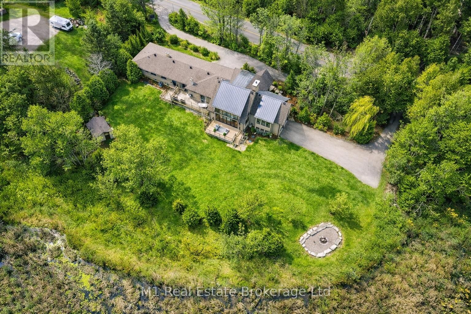 Property Photo:  13569 Dublin Line  ON L7J 2L7 