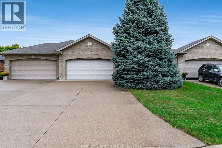 Property Photo:  13 Leonard Dr  ON N9Y 4G4 