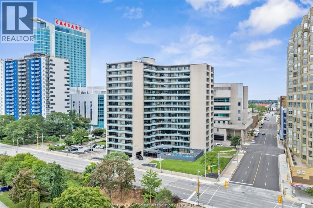 Property Photo:  111 Riverside Drive East 1104  ON N9A 2S6 
