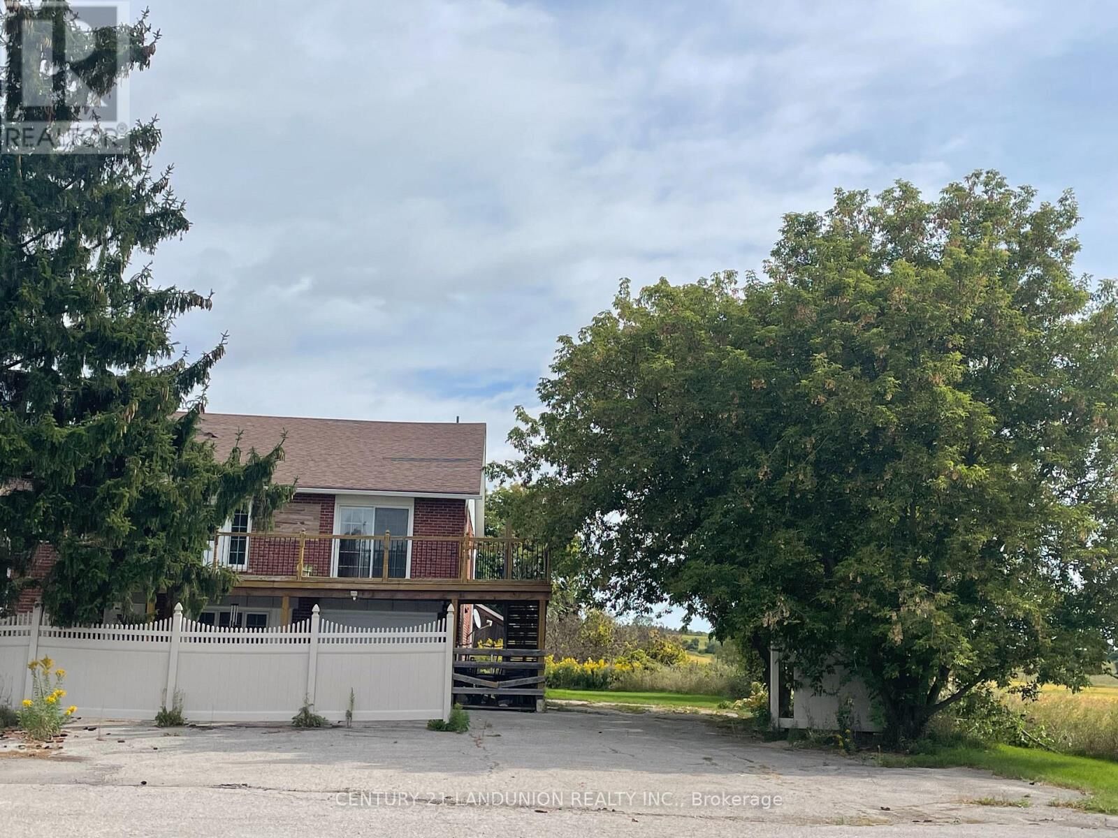 Property Photo:  20215 Woodbine Avenue  ON L0G 1R0 