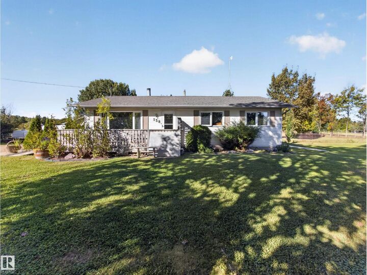 Property Photo:  #158 52249 Rge Road 222  AB T8C 1J2 