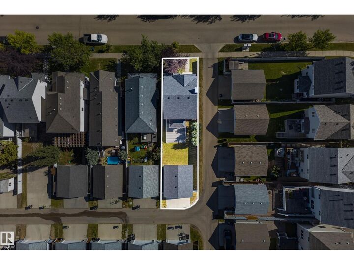 Property Photo:  1530 76 St SW  AB T6X 1M3 