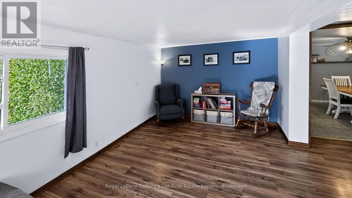 Property Photo:  475 Essex Road  ON P9N 4N8 