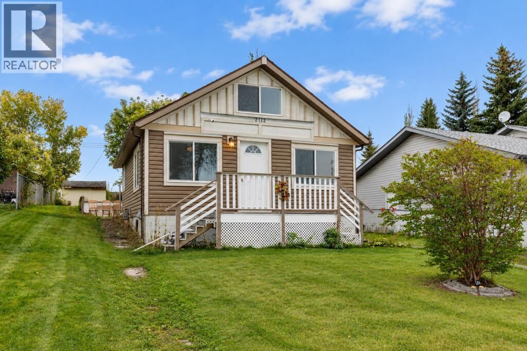 Property Photo: 2122 22 Avenue AB T0M 0V0