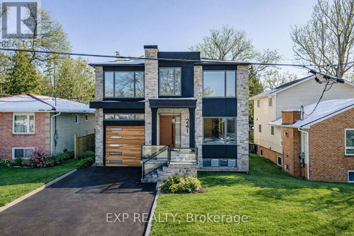 Property Photo:  241 Parkway Avenue  ON L4P 2W1 