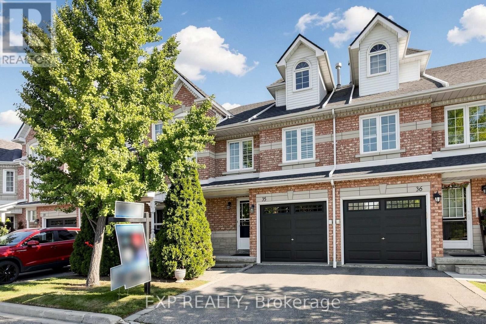 Property Photo: 455 Apache Court 35 ON L4Z 3W8