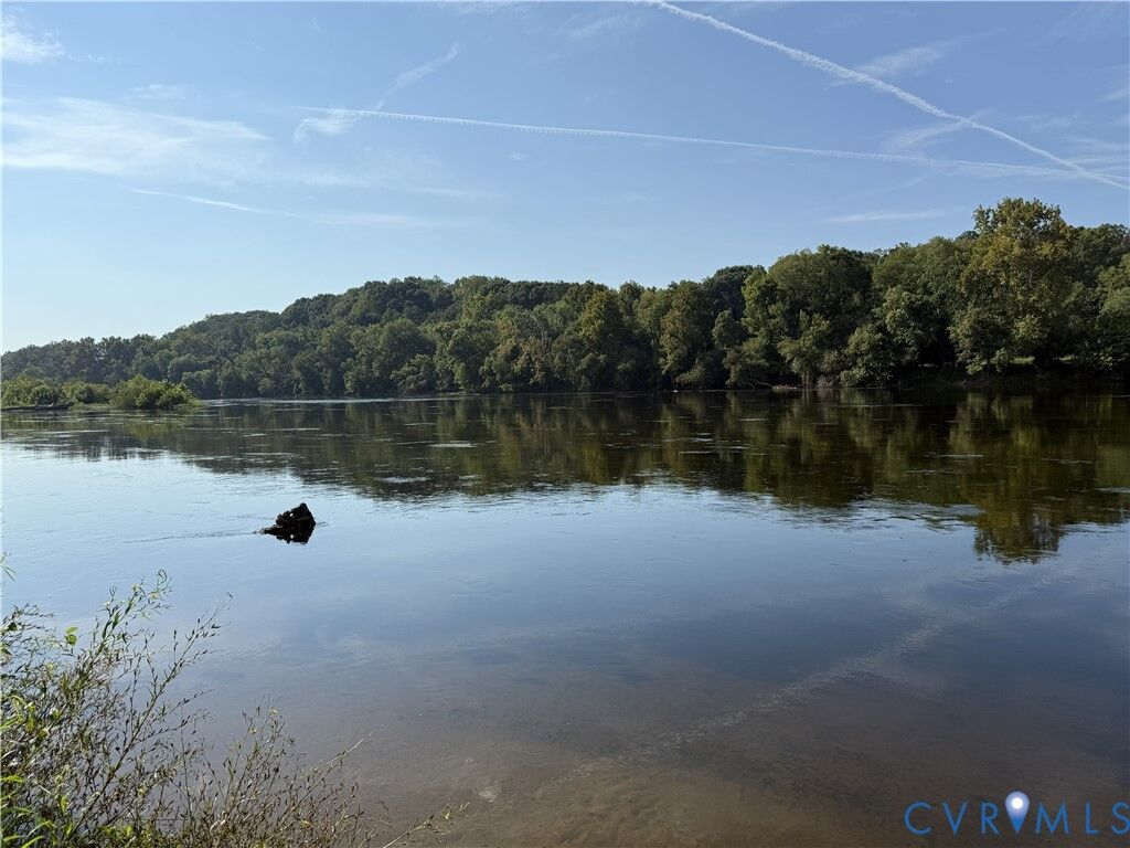 Property Photo: 1198 Lickinghole Road VA 23063