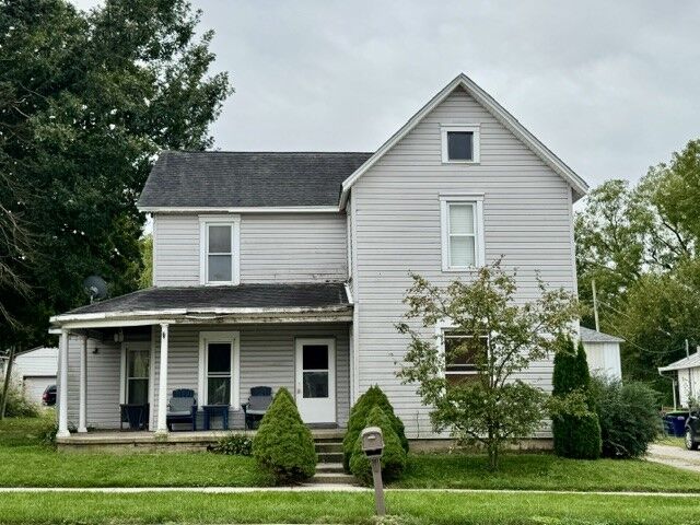 Property Photo:  207 W Monument Street  OH 45359 