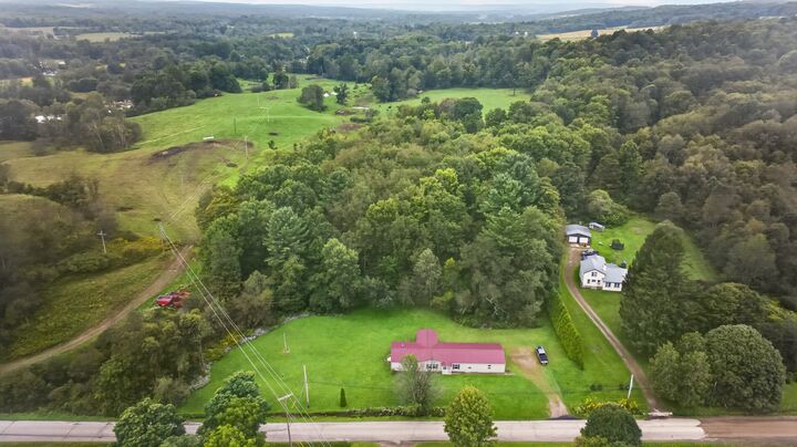 Property Photo:  32 Murray Street  PA 16438 