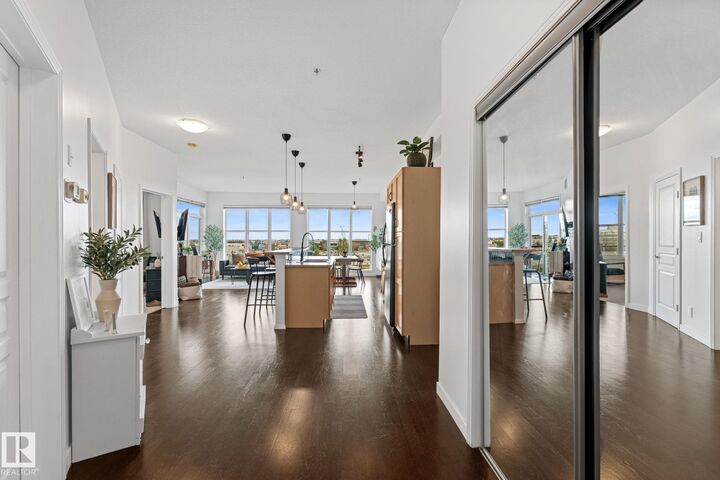 Property Photo: 4835 104A Street NW 408 AB T6H 0R5