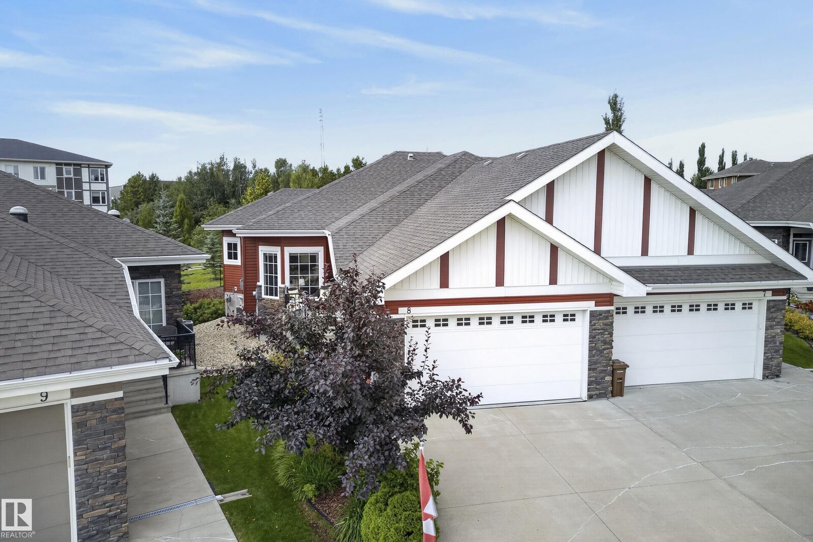 Property Photo:  88 Lacombe Drive 8  AB T8N 7N3 