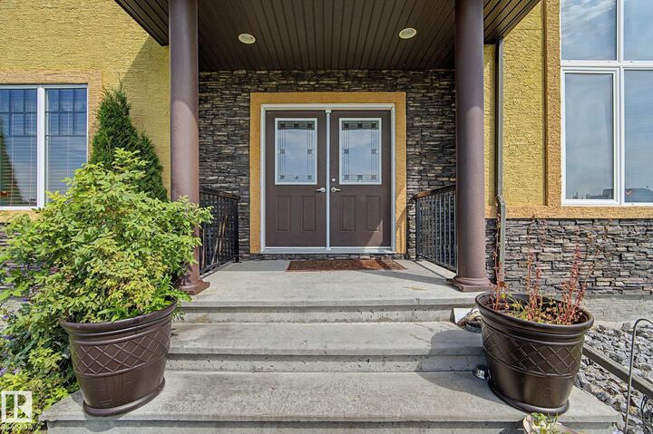 Property Photo:  7245 2 Street SW  AB T6X 2P8 