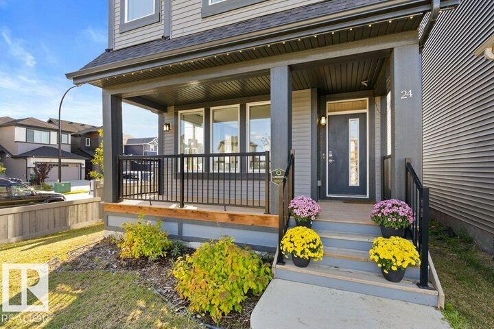 Property Photo:  24 Nettle Crescent  AB T8N 7Z8 