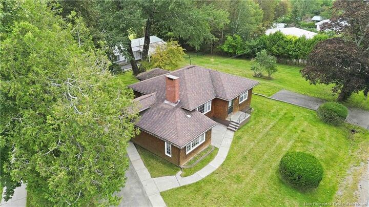 Property Photo:  93 Alexandra Crescent  NB E5B 2J1 