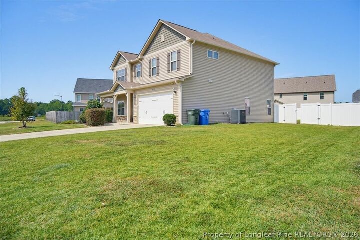 Property Photo: 852 Bellingham Way NC 28312