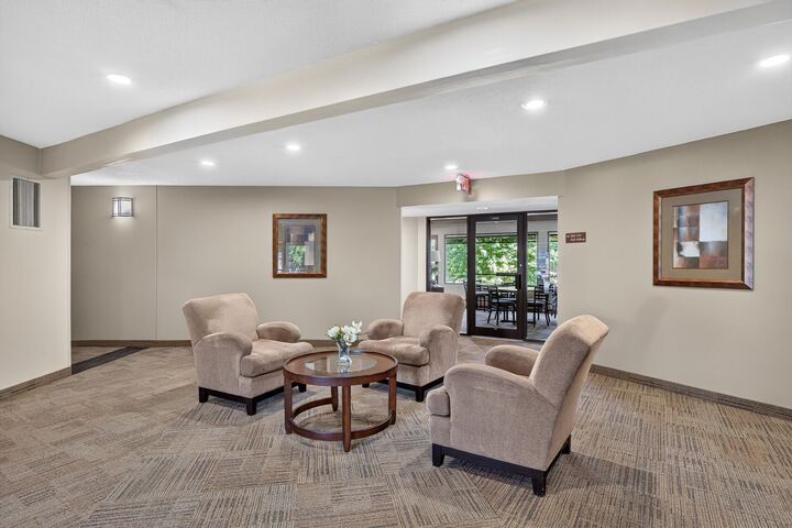 Property Photo:  7301 W 101st Street  MN 55438 