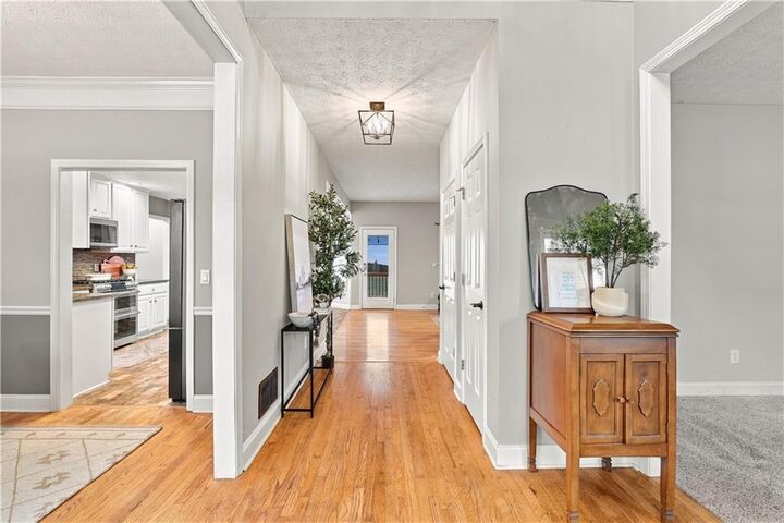 Property Photo: 1343 Windsor Glen Drive GA 30134