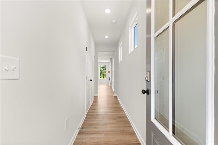Property Photo: 6425 Pinin Place GA 30041