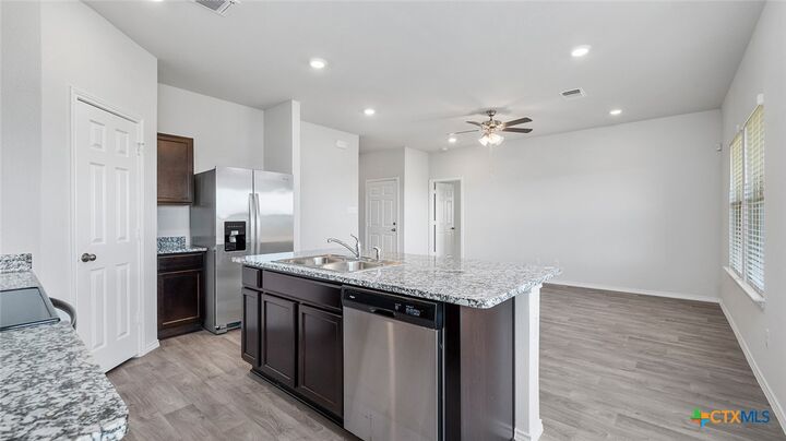 Property Photo:  6911 Fread Drive  TX 76549 