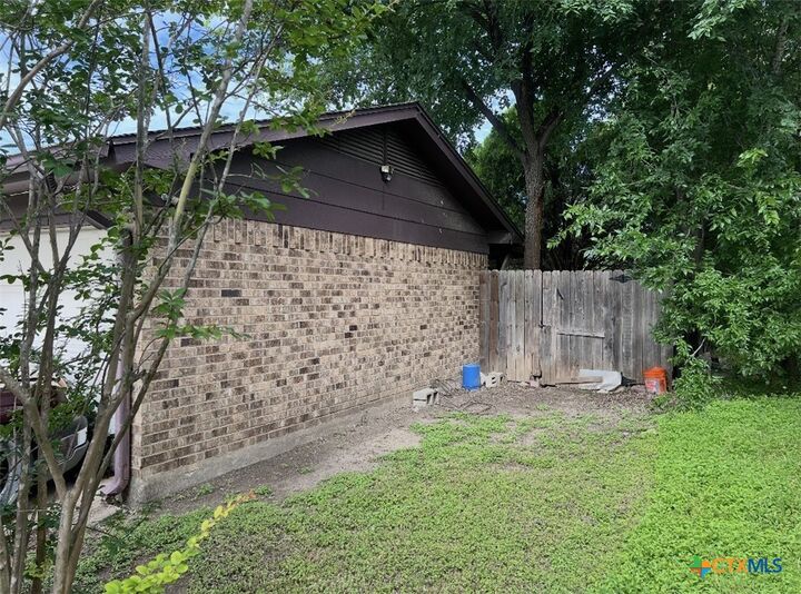 Property Photo:  2007 Patricia Street  TX 76522 