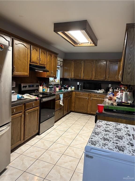 Property Photo:  886 W San Francisco Avenue W  TX 78580 