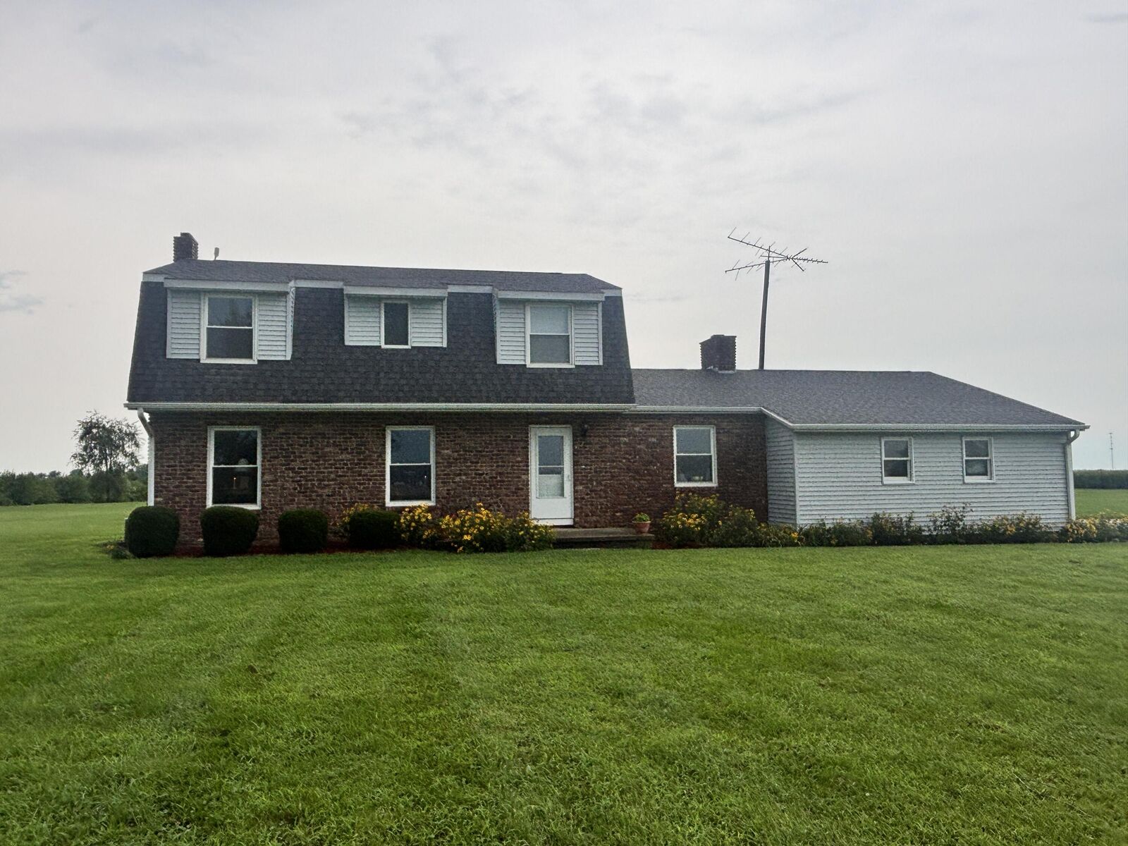 Property Photo: 1010 W Amsler Road IN 47978