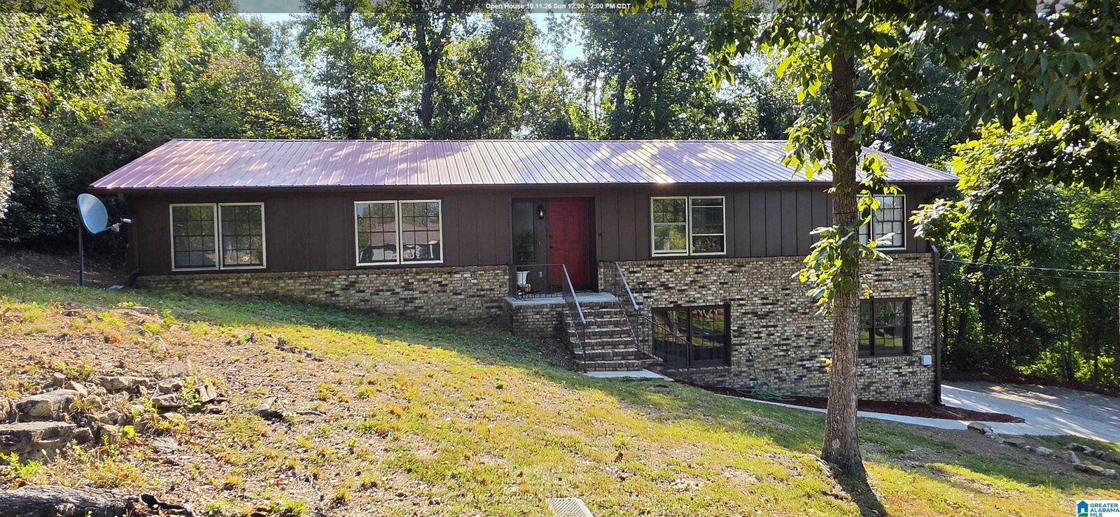 Property Photo:  901 5th Avenue  AL 36265 