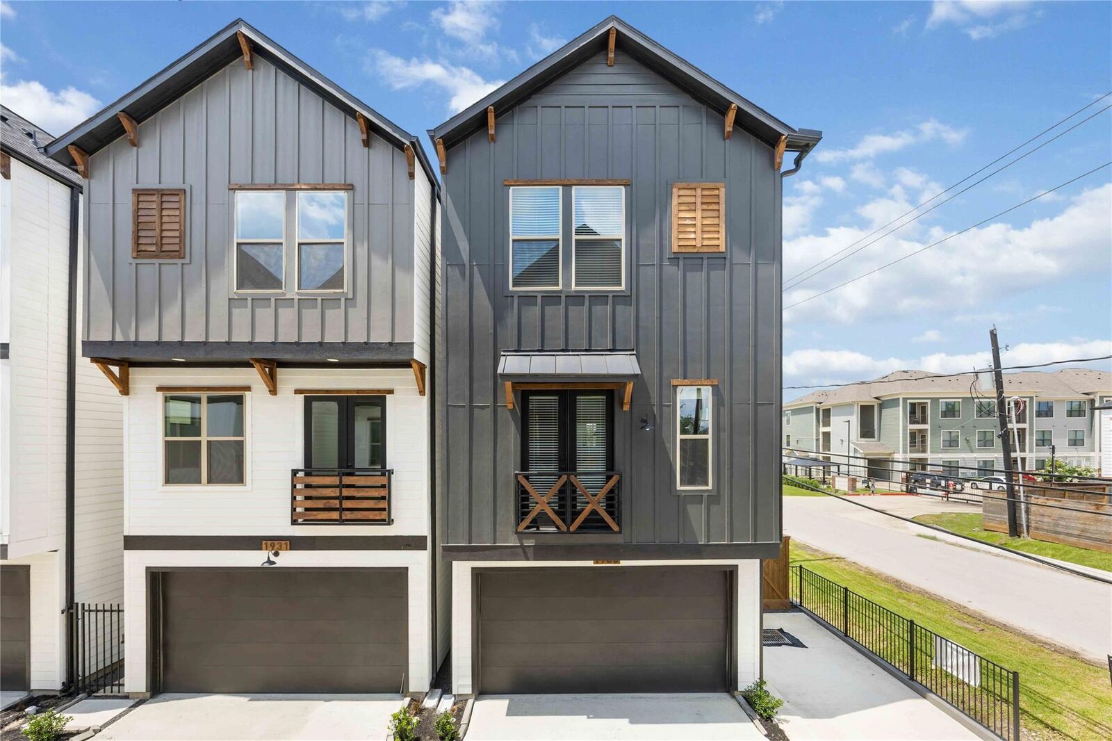 Property Photo:  1921 Johanna Drive  TX 77055 