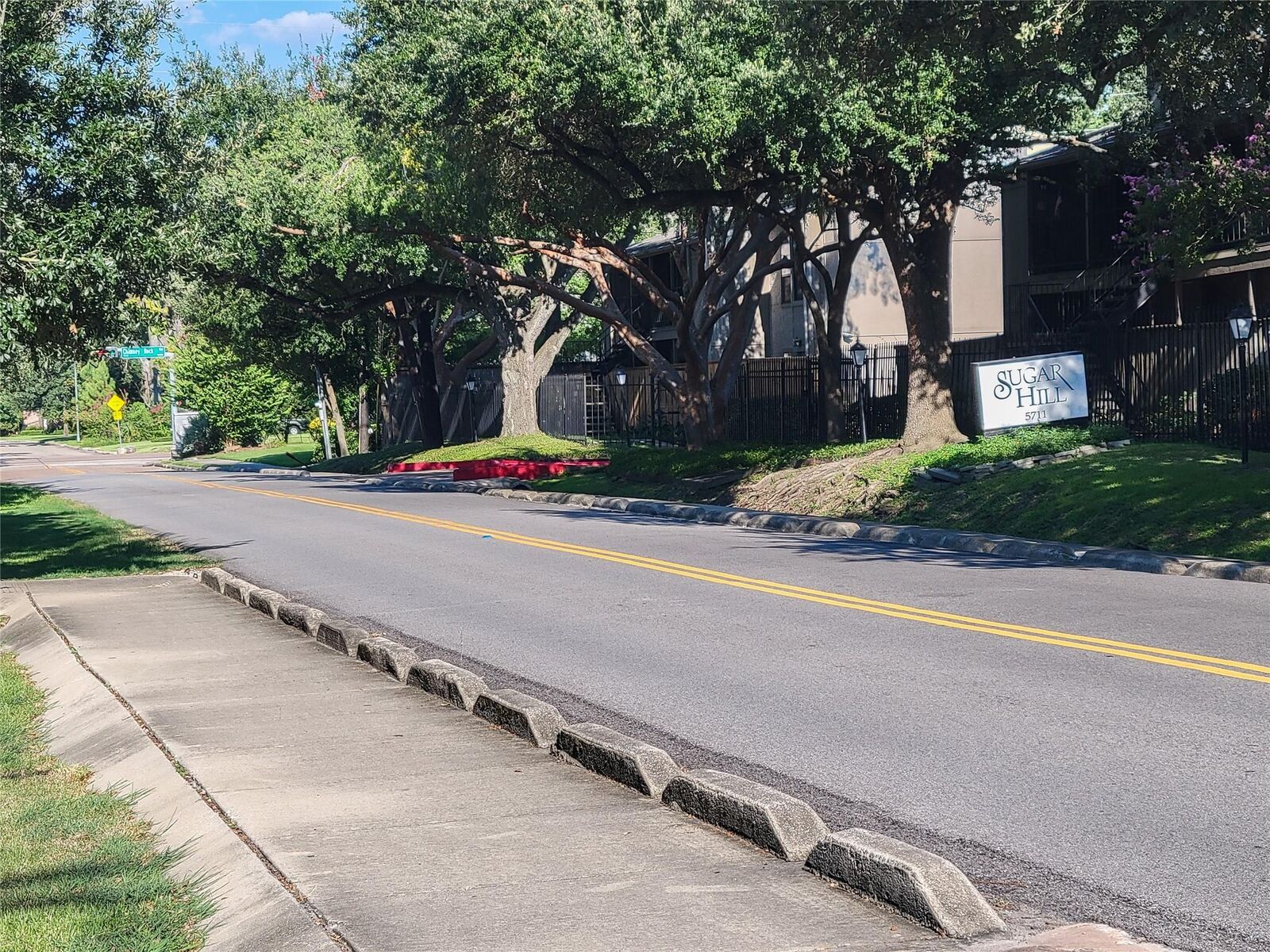 Property Photo:  5711 Sugar Hill Drive 26  TX 77057 