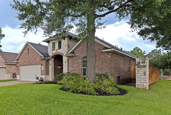 Property Photo:  150 Magnolia Grove Lane  TX 77384 