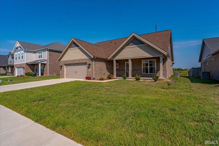 Property Photo:  5526 Abbe Wood Drive  IN 47630 