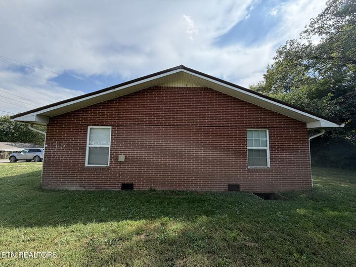 Property Photo:  1617 Jefferson St  TN 37814 