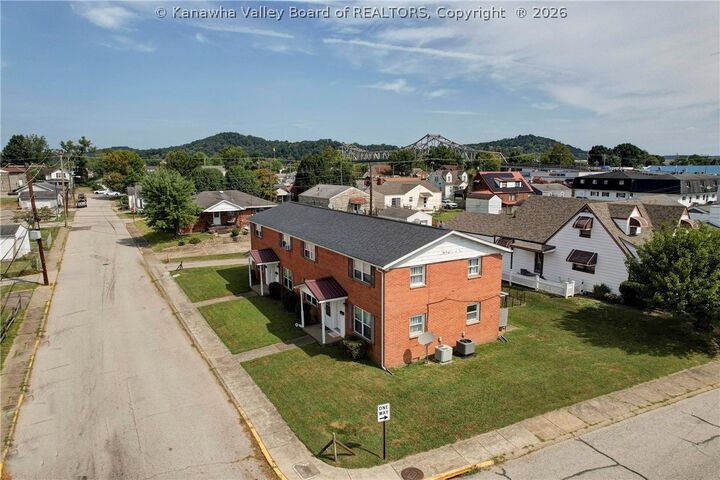 Property Photo:  514 East Avenue  WV 25309 