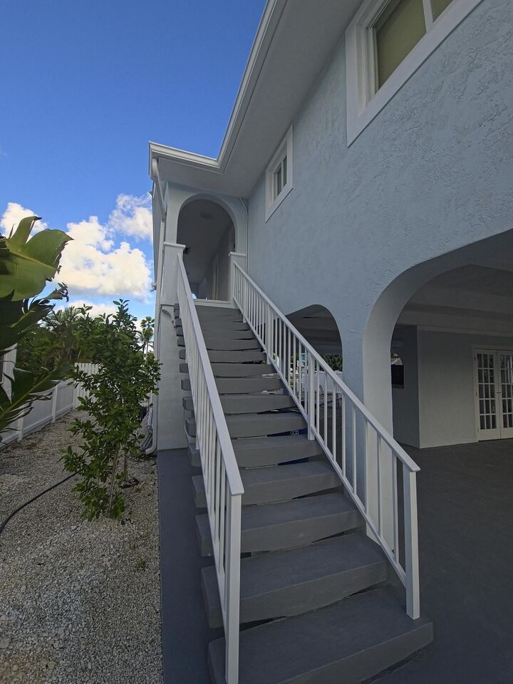 Property Photo: 3667 S Southseas Street FL 33043