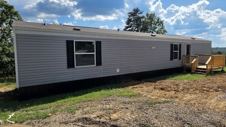 Property Photo:  1233 Letha Petrey Road  KY 40769 